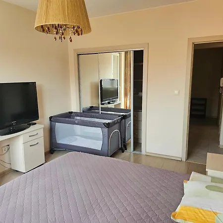 아파트 Bright And Spacious With Panoramic Views 소피아