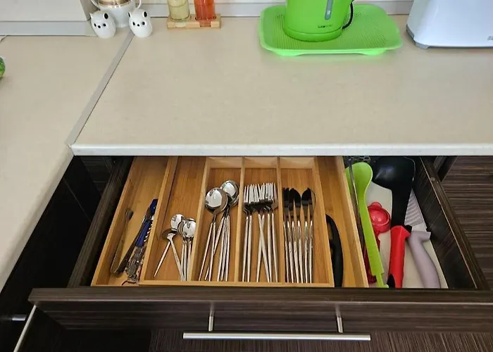 Bright And Spacious With Panoramic Views