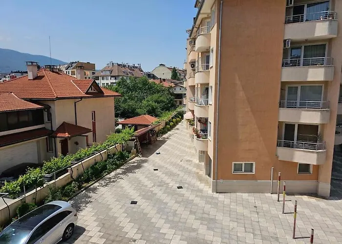 Bright And Spacious With Panoramic Views Daire *