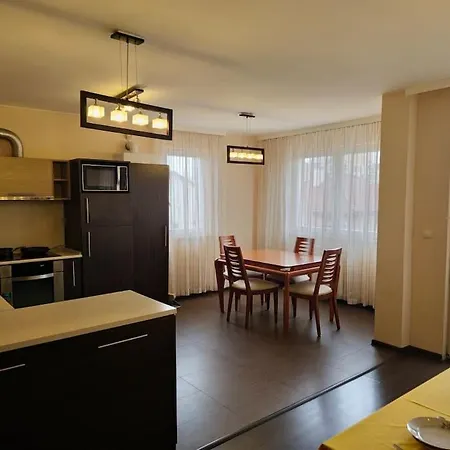 Bright And Spacious With Panoramic Views Appartement